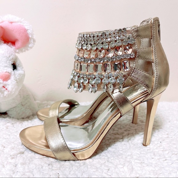 Beautiful Gianni Bini Gold Color Heels - Size 6.5M - Picture 3 of 6